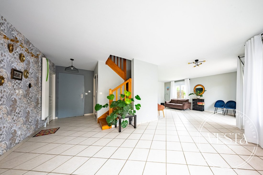 House in Daix, Bourgogne – Franche-Comté, France 4 - 17868825