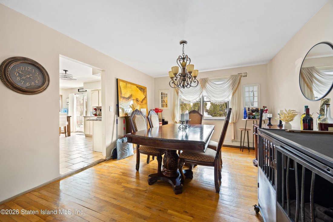House in New York, New York, United States 5 - 17869591