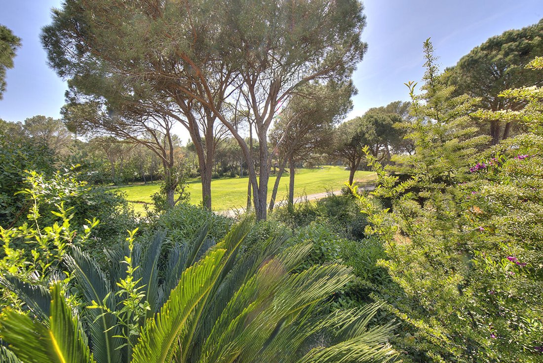 Villa in Aiguebonne, Saint-Raphaël, France 2 - 17866763