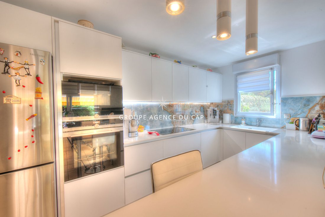 Apartment in Le Dramont-Agay-Anthéor-Le Trayas, Saint-Raphaël, France 4 - 17866732