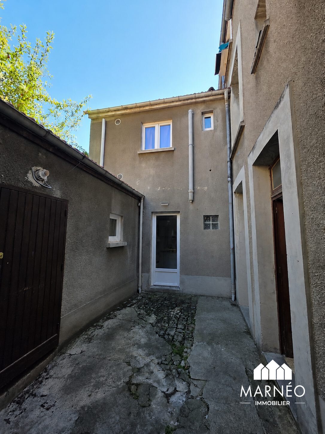 Apartment in Barbâtre-Saint Remy-Verrerie, Reims, France 2 - 17868641
