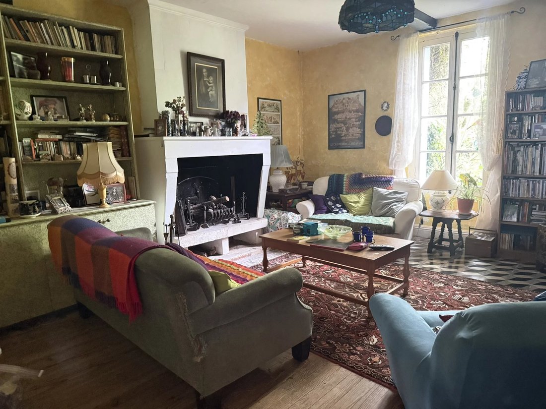 House in Mortagne-sur-Gironde, Nouvelle-Aquitaine, France 4 - 17866851