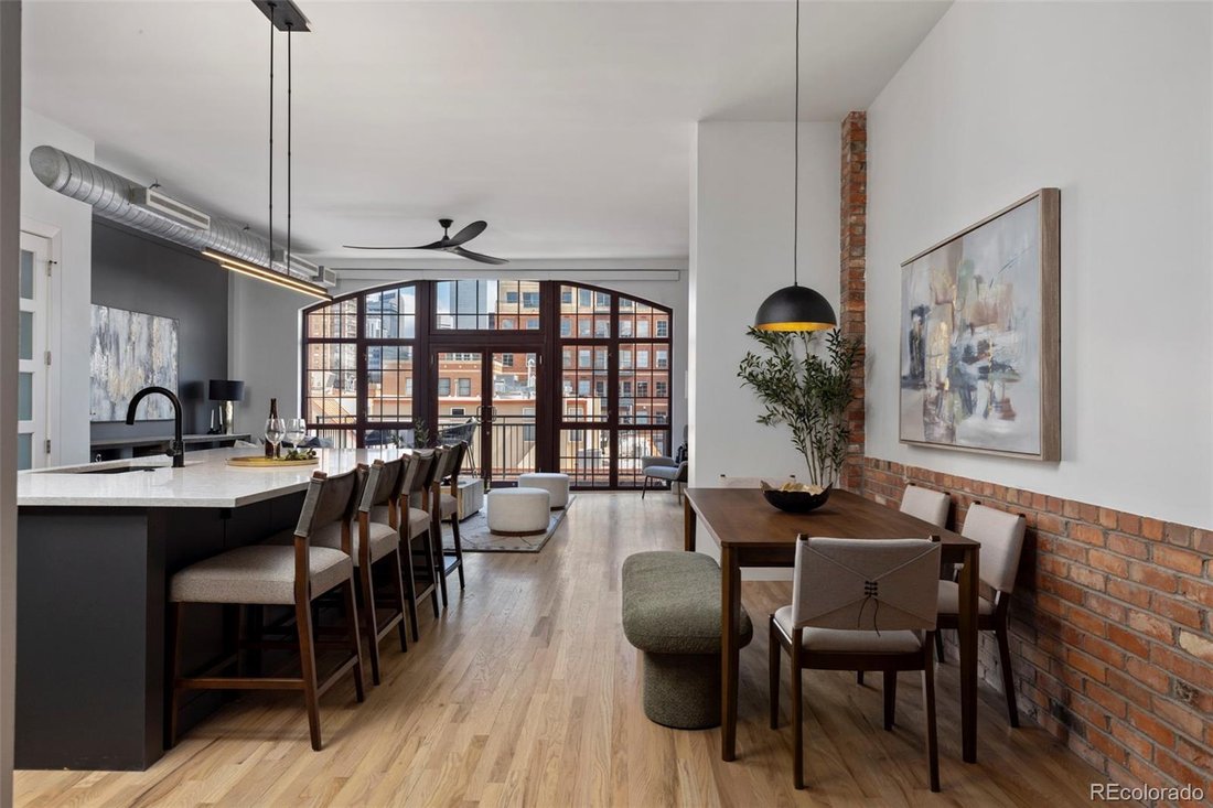 Condo in Denver, Colorado, United States 3 - 17869698