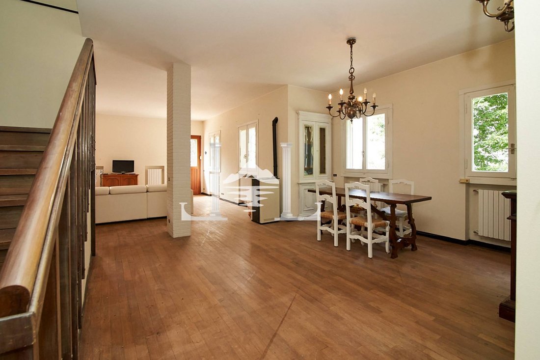 Villa in Montevecchia, Lombardy, Italy 3 - 17868152