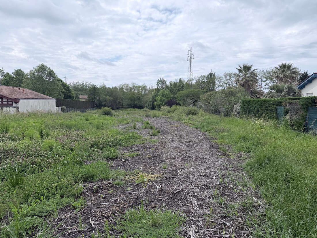 Land in Bidart, Nouvelle-Aquitaine, France 4 - 17868704