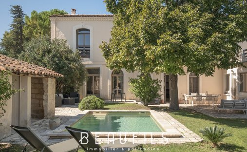 Maison à Aigues-Mortes, Occitanie, France 1