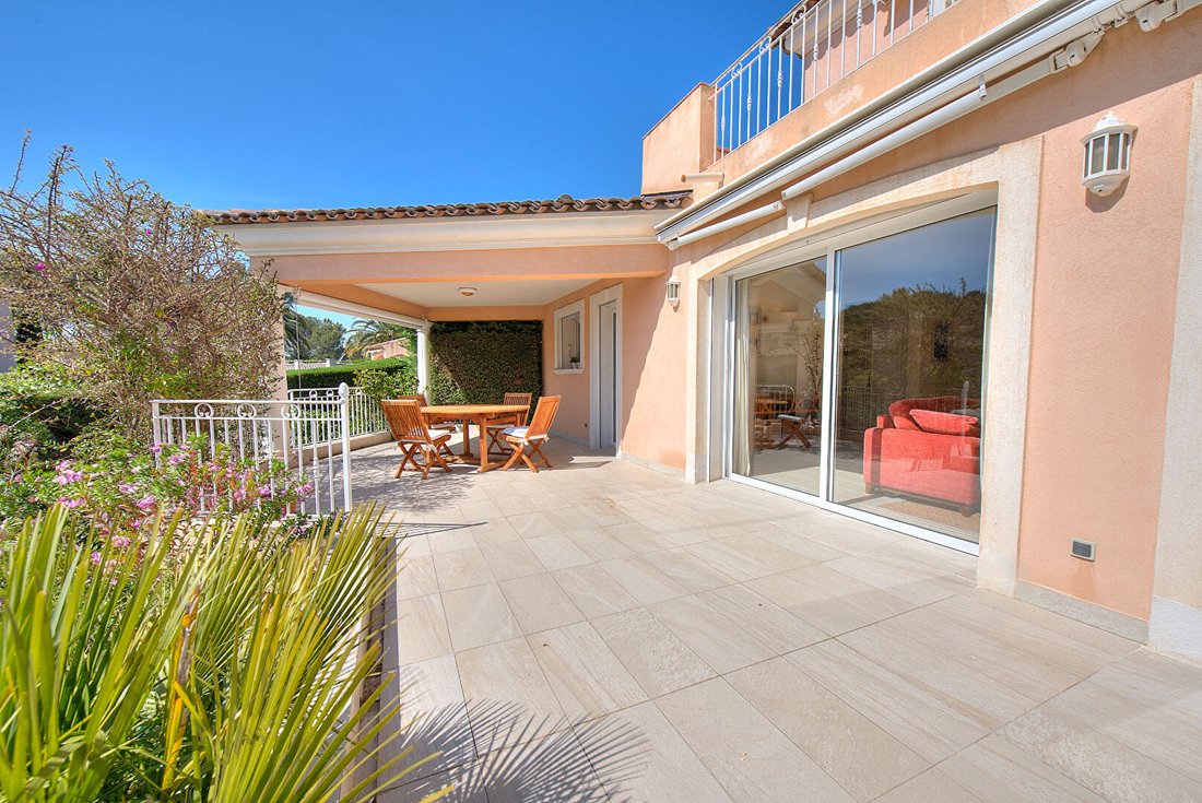 Villa in Aiguebonne, Saint-Raphaël, France 4 - 17866763