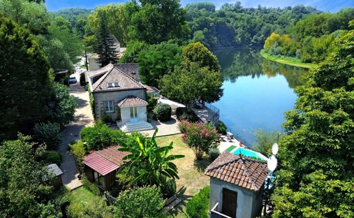 House in Pessac-sur-Dordogne, Nouvelle-Aquitaine, France 1