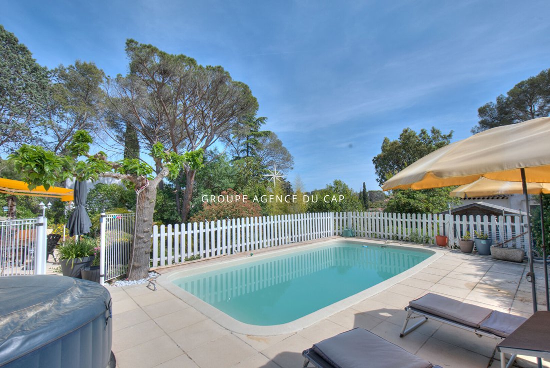 Villa in Exterieurs, Frejus, France 3 - 17866786