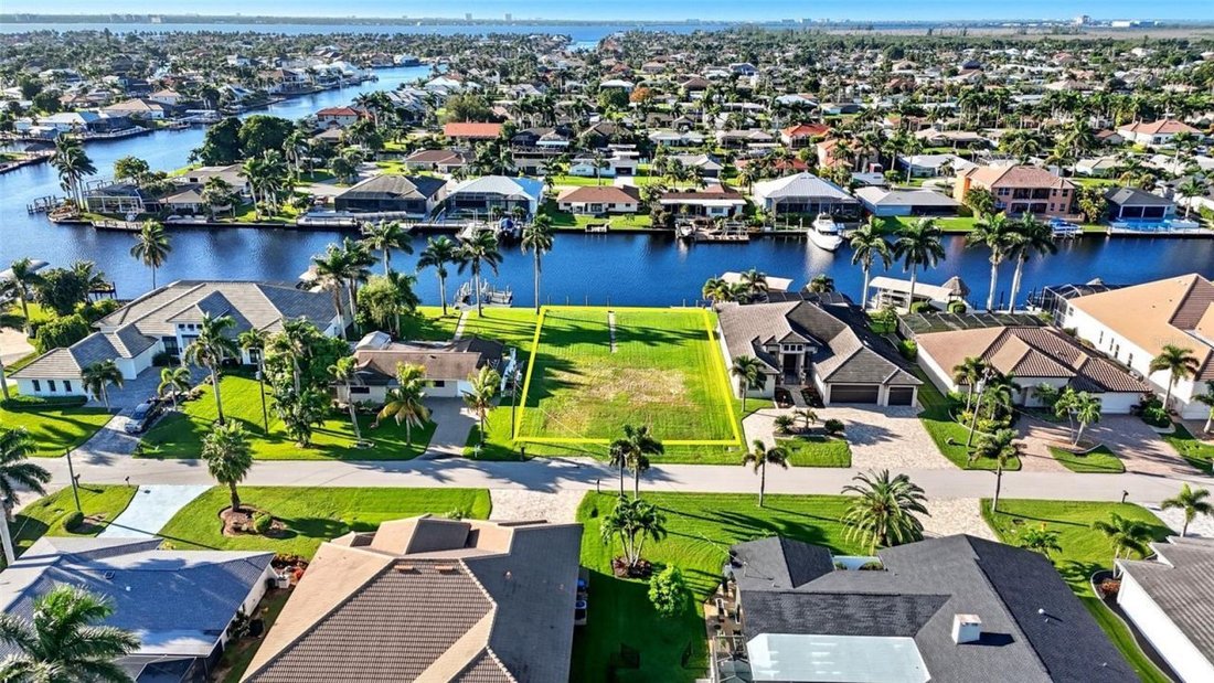 Land in Cape Coral, Florida, United States 4 - 17868469