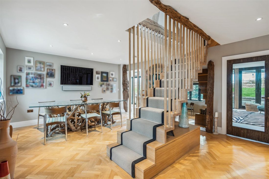 House in Sherington, England 2 - 17870251