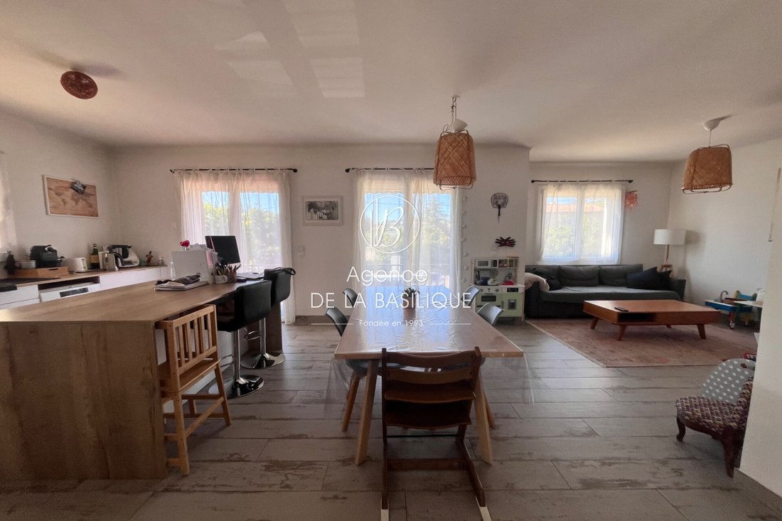 Villa in Centre Ville, Saint-Maximin-la-Sainte-Baume, France 2 - 17870071