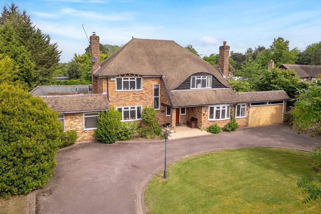House in Langley Corner, Iver, England 1 - 17870244