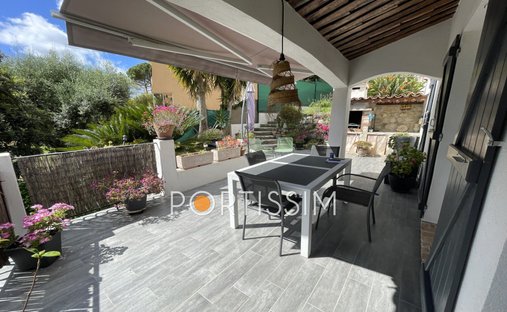 Villa in Plan de Noves, Vence, France 1