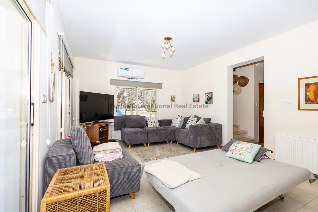 Villa in Paralimni, Famagusta, Cyprus 2 - 16712335