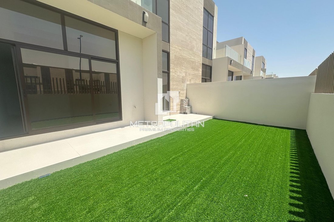Townhouse in MBR City / Mohammed Bin Rashid City, Dubai, United Arab Emirates 4 - 17870605