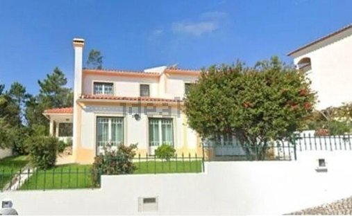 Stadthaus in Santo Onofre e Serra do Bouro, Leiria, Portugal 1