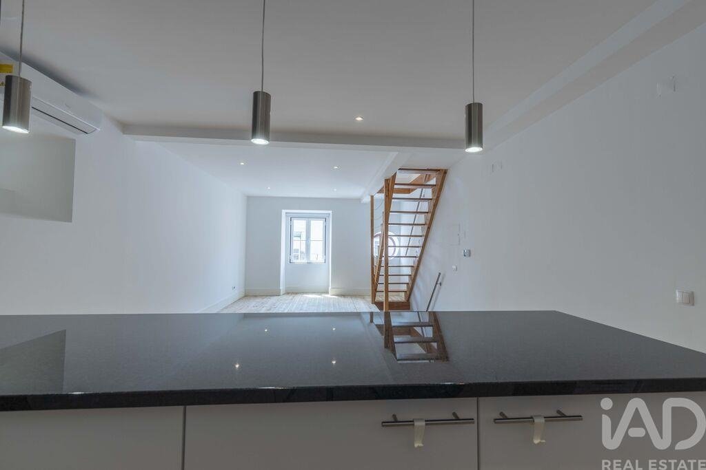 Apartment in Arroios, Lisbon, Portugal 5 - 17870830