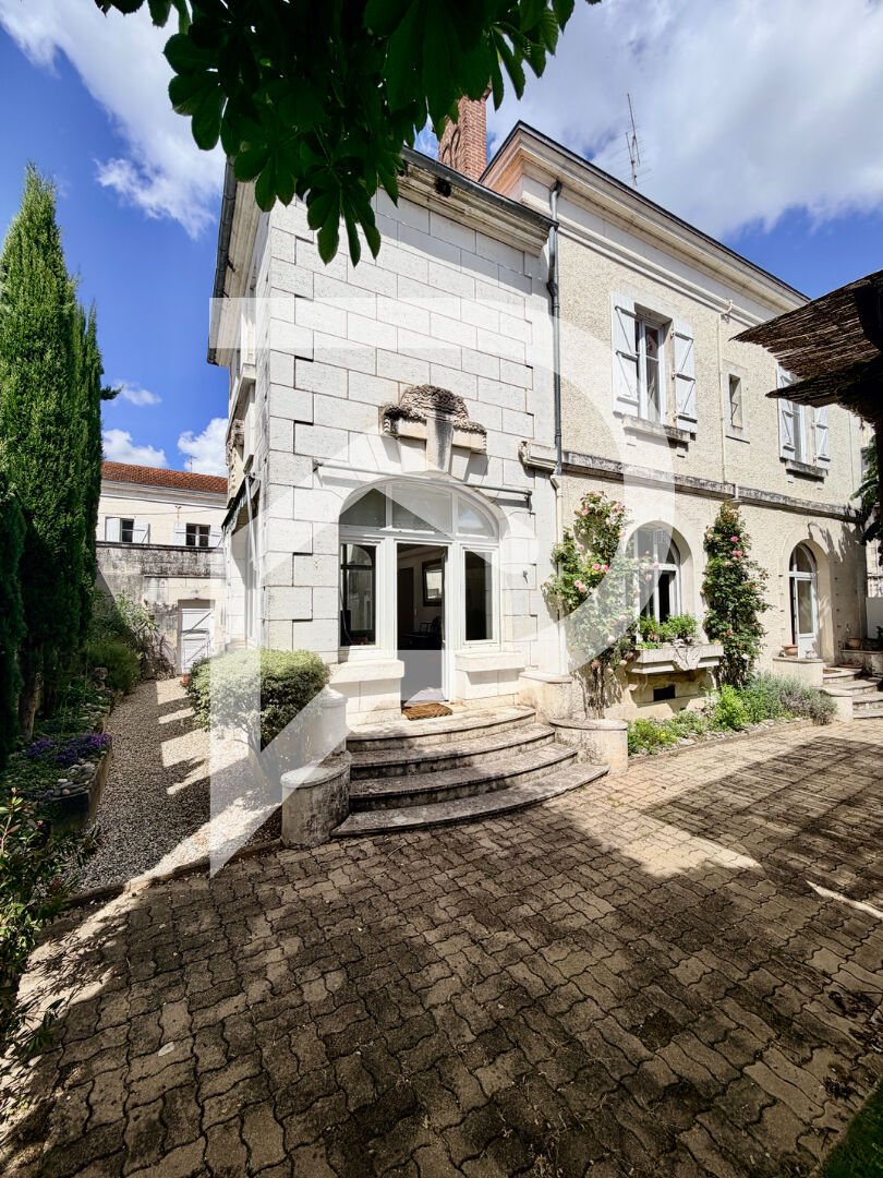Villa in Vesone, Perigueux, France 1 - 17870556