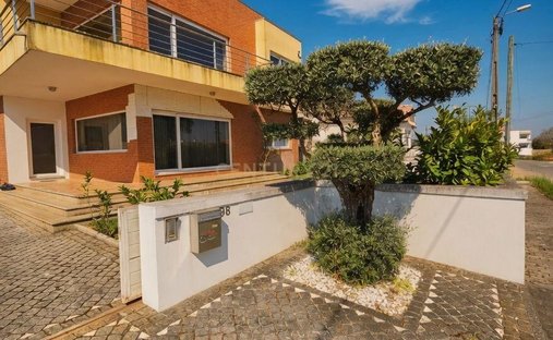 Villa in Fermentelos, Aveiro, Portugal 1