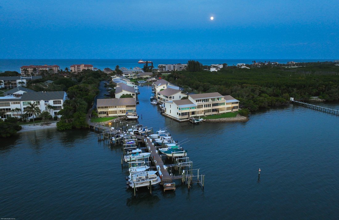 Condo in Stuart, Florida, United States 2 - 17870526