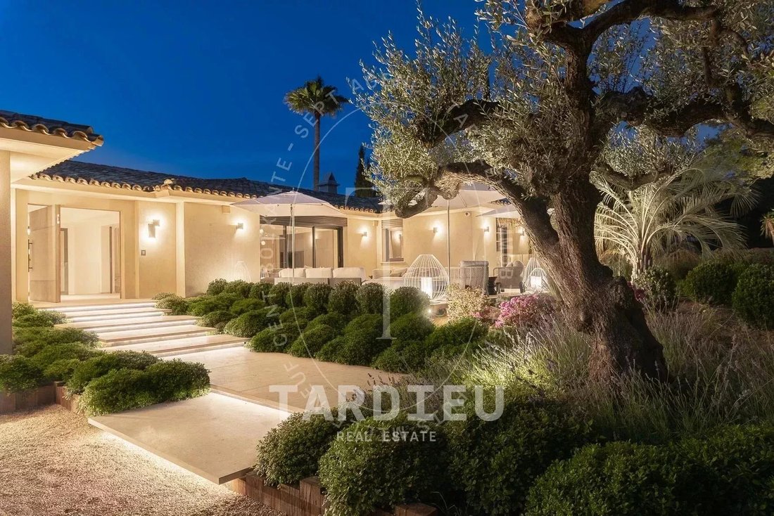 Villa in Zone Ouest Urbaine, Saint-Tropez, France 4 - 15796894