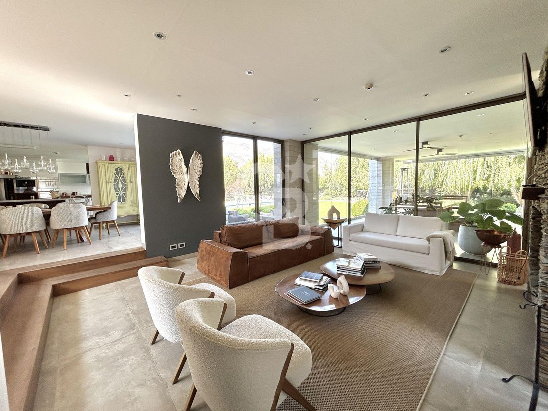 House in Chicureo, Santiago Metropolitan Region, Chile 5 - 17870783