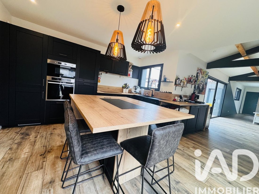 House in Dompierre-sur-Mer, Nouvelle-Aquitaine, France 5 - 17130272