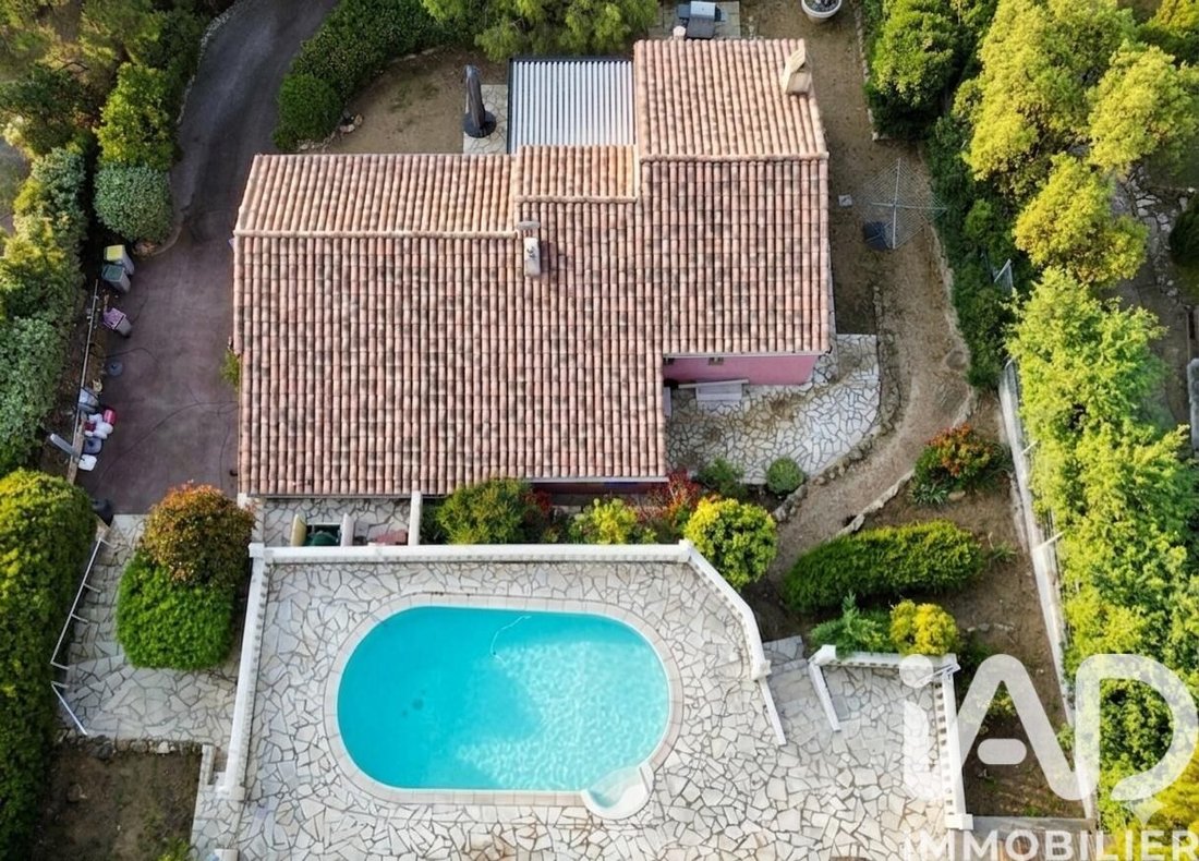 House in La Bouverie, Roquebrune-sur-Argens, France 1 - 17334175