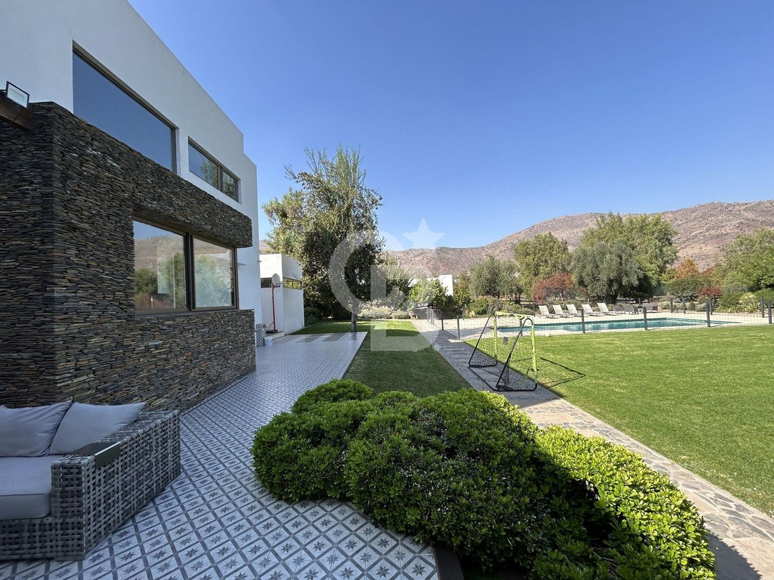 House in Chicureo, Santiago Metropolitan Region, Chile 1 - 17870783