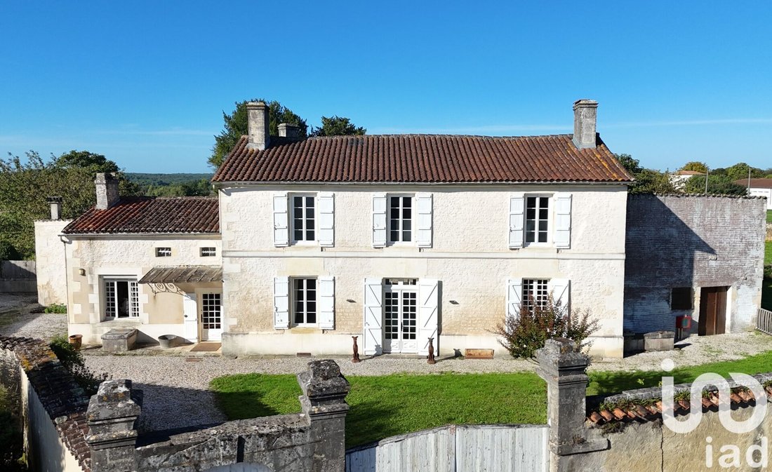 House in Cherves-Richemont, Val-de-Cognac, France 5 - 16291362