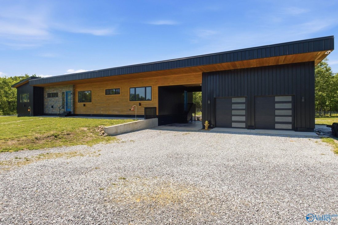 Farm Ranch in Owens Cross Roads, Alabama, United States 5 - 17870960