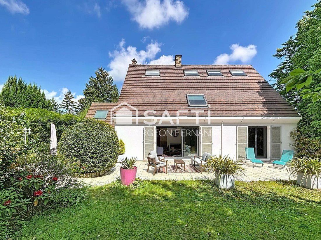 House in Gouvieux, Hauts-de-France, France 1 - 17871570
