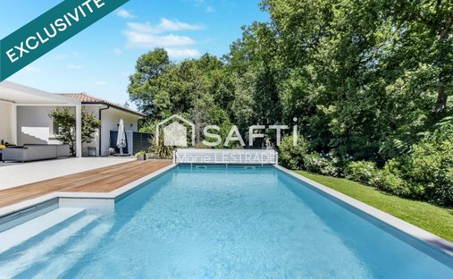 House in Rouffiac-Tolosan, Occitania, France 1