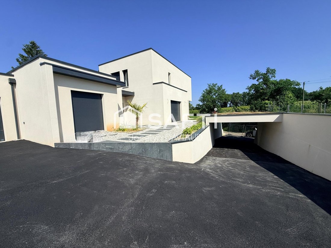 House in Juigne-sur-Loire, Les Garennes-sur-Loire, France 4 - 16022361