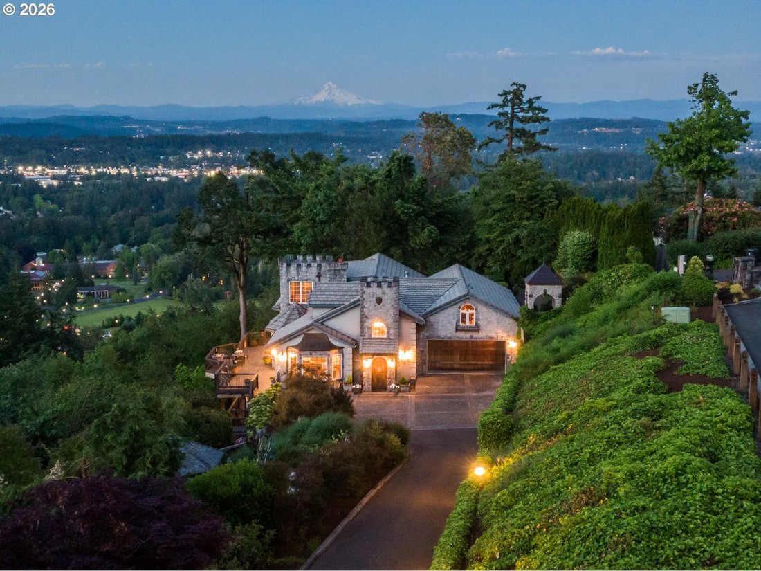 House in Lake Oswego, Oregon, United States 1 - 17870922