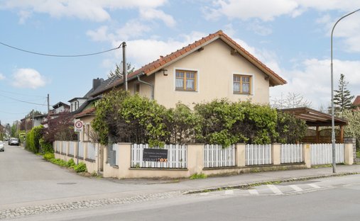 Casa a Gerasdorf bei Wien, Bassa Austria, Austria 1