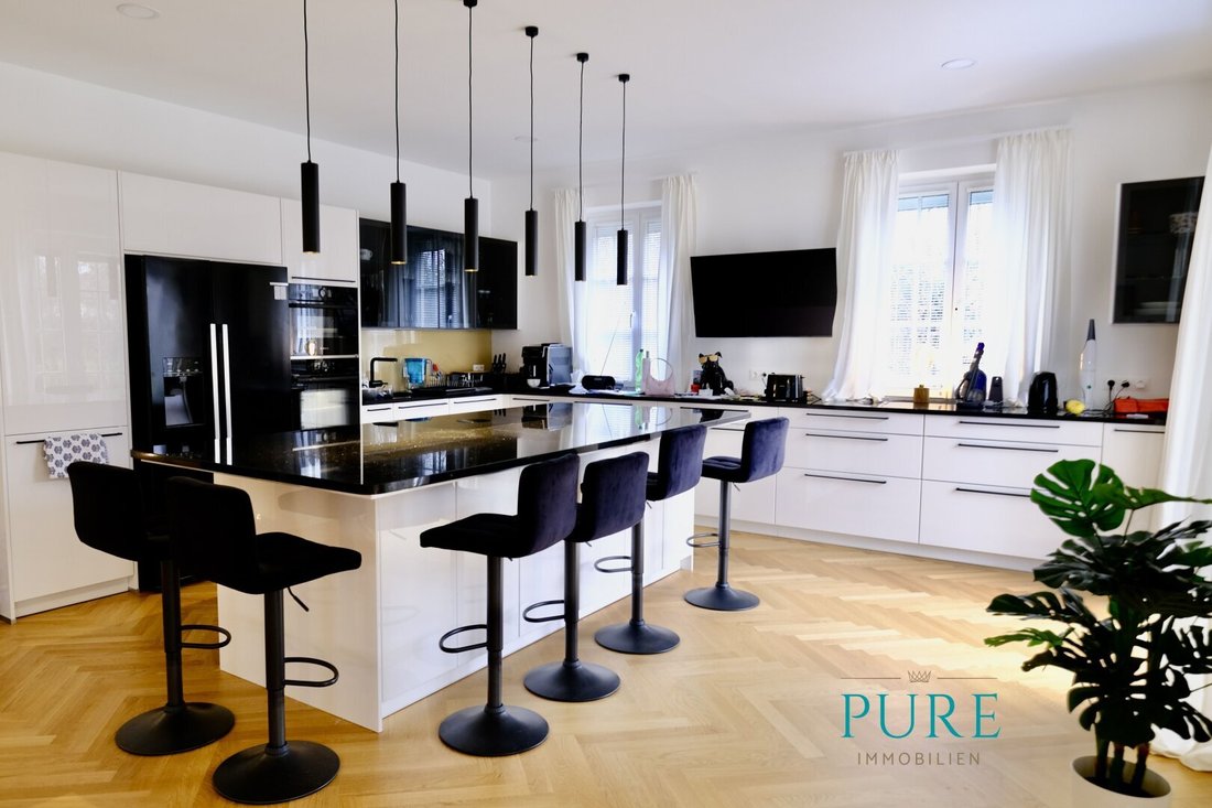 Villa in Oberwaltersdorf, Lower Austria, Austria 4 - 17870859