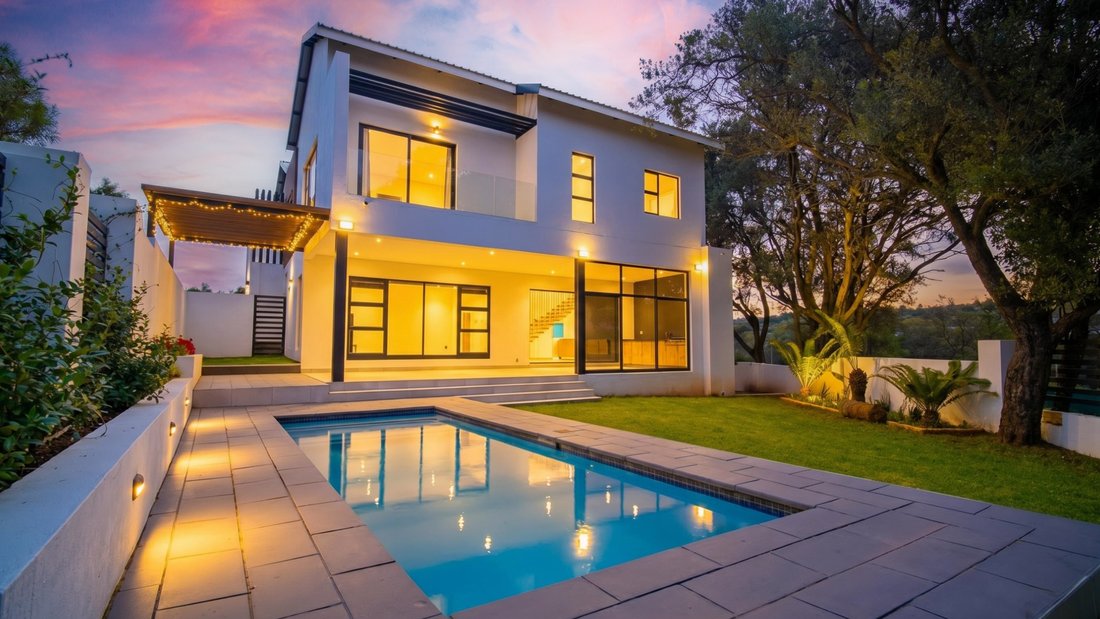 House in Kyalami AH, Gauteng, South Africa 1 - 17871101