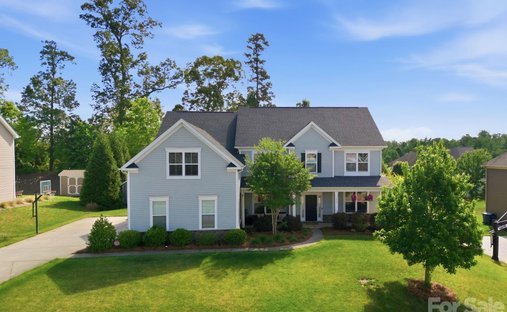 House in Harrisburg, North Carolina, United States 1