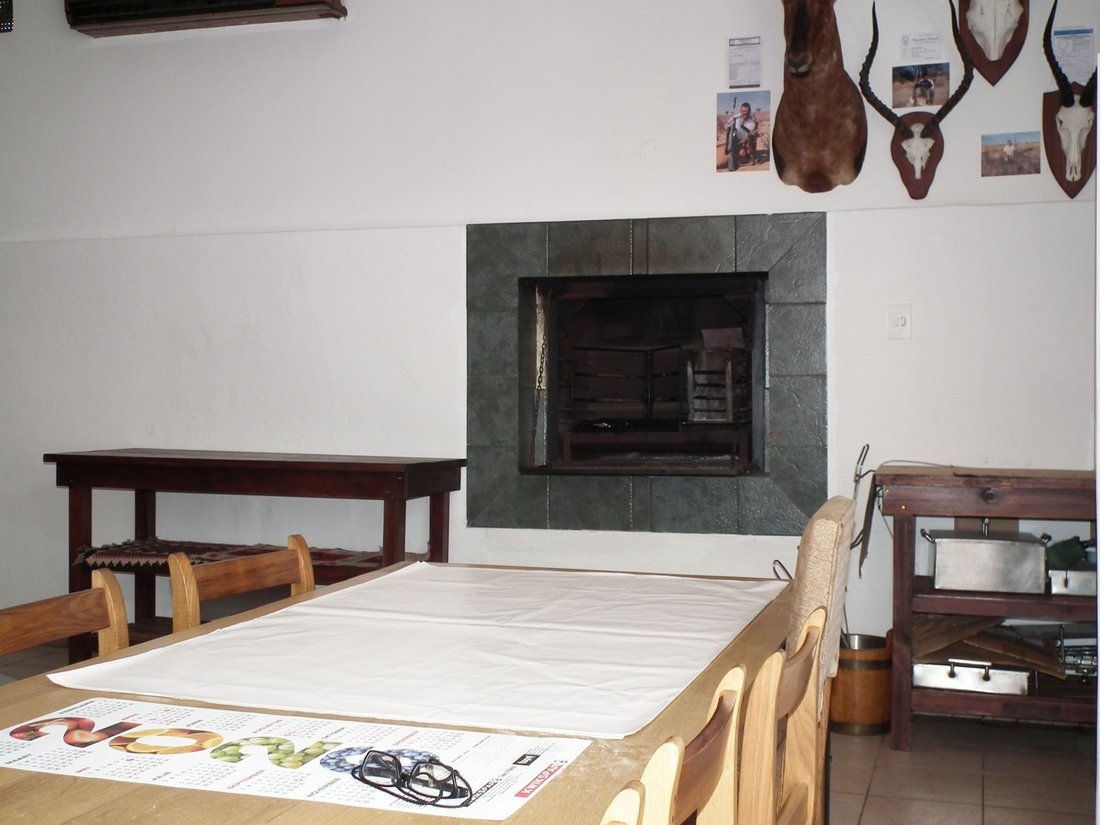 House in Paarl, Groenvlei, Western Cape 2 - 17871112