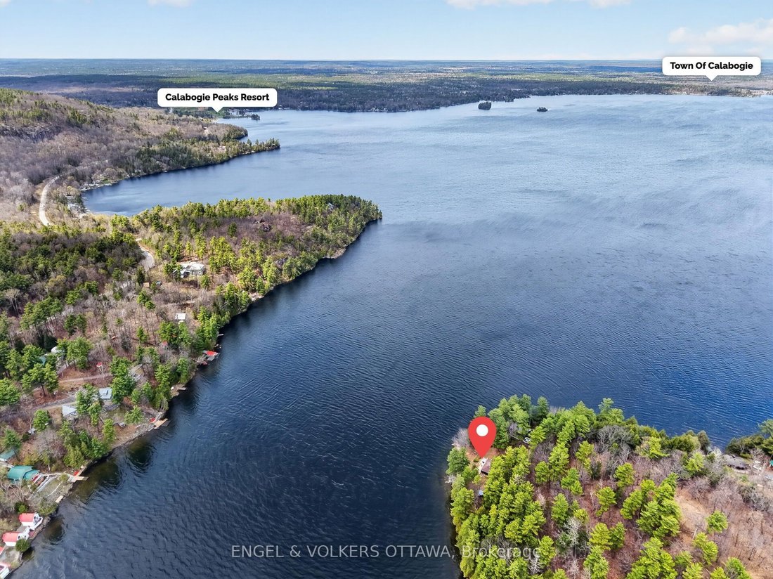House in Calabogie, Ontario, Canada 4 - 17876272