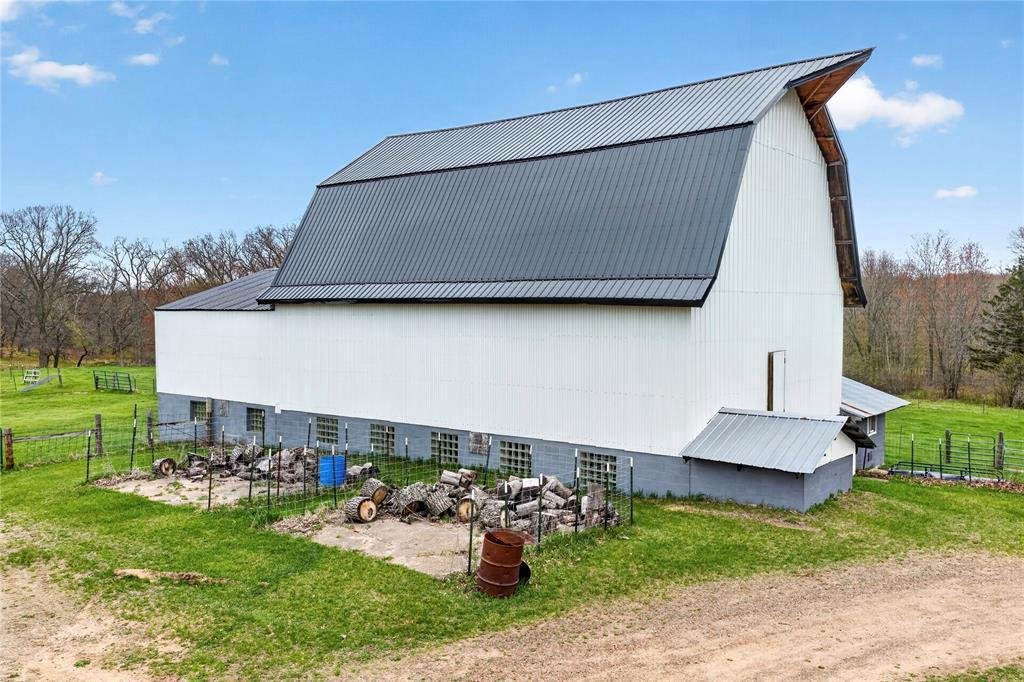 House in Spooner, Wisconsin, United States 2 - 17871813