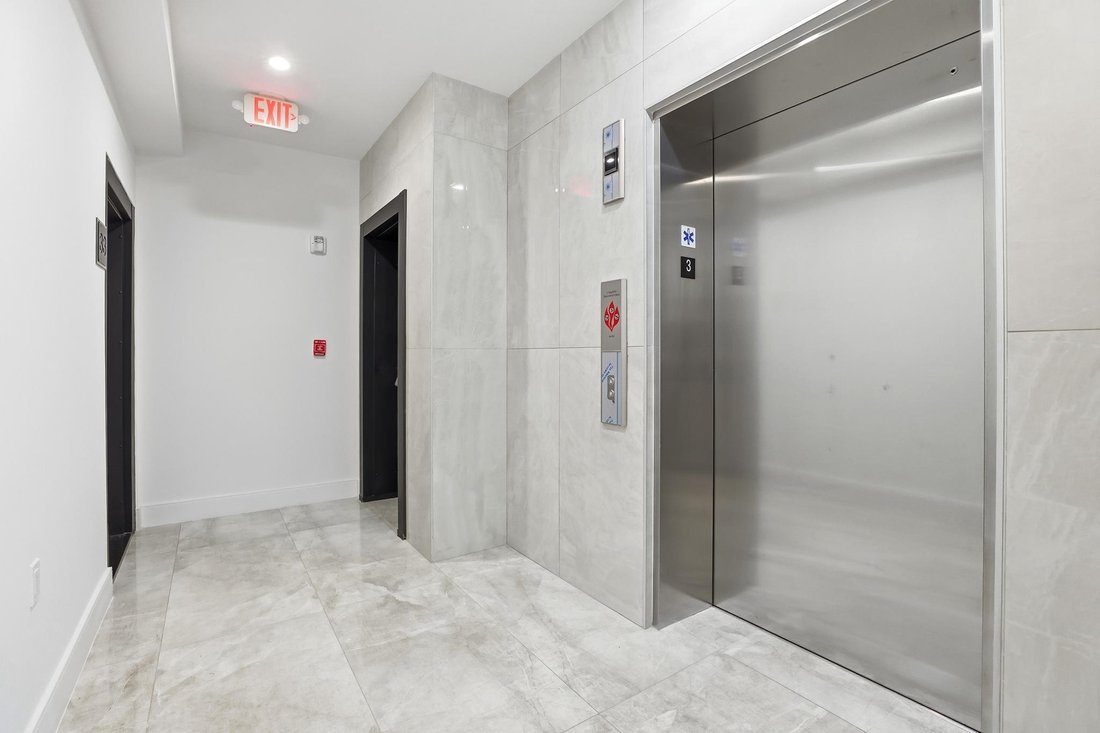 Condo in Washington, District of Columbia, United States 3 - 17887206