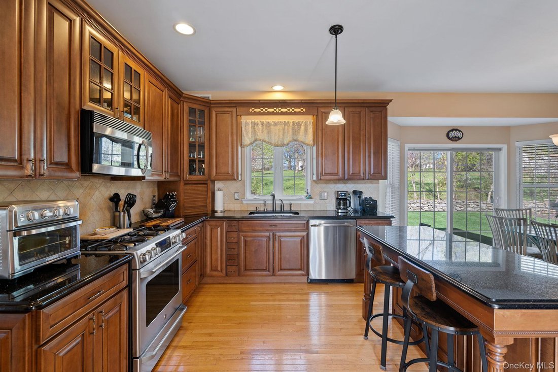 House in Cornwall, New York, United States 2 - 17880206