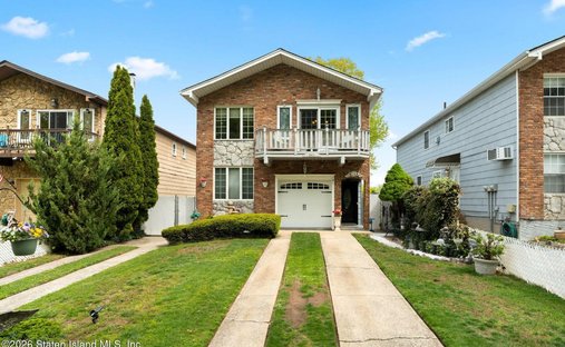 House in New York, New York, United States 1