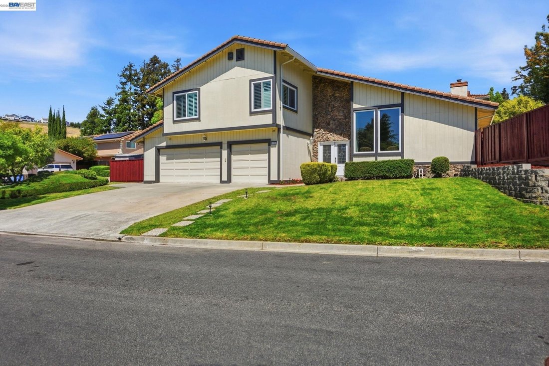 House in Newark, California, United States 3 - 17877774