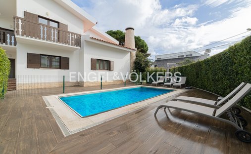 House in Costa da Caparica, Setubal, Portugal 1