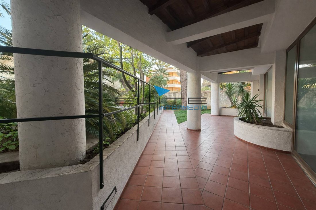Villa in Beach Center, Montesilvano, Abruzzo 1 - 17883464