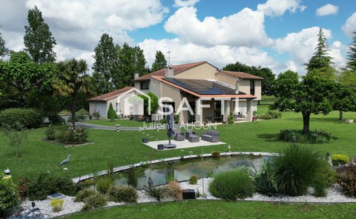 Maison à Jarnac, Nouvelle-Aquitaine, France 1